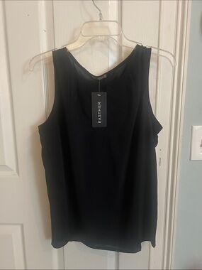 Black Sleeveless Tank Top — Classic Women's Shell